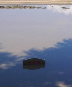 水中的“国防光缆”.jpg